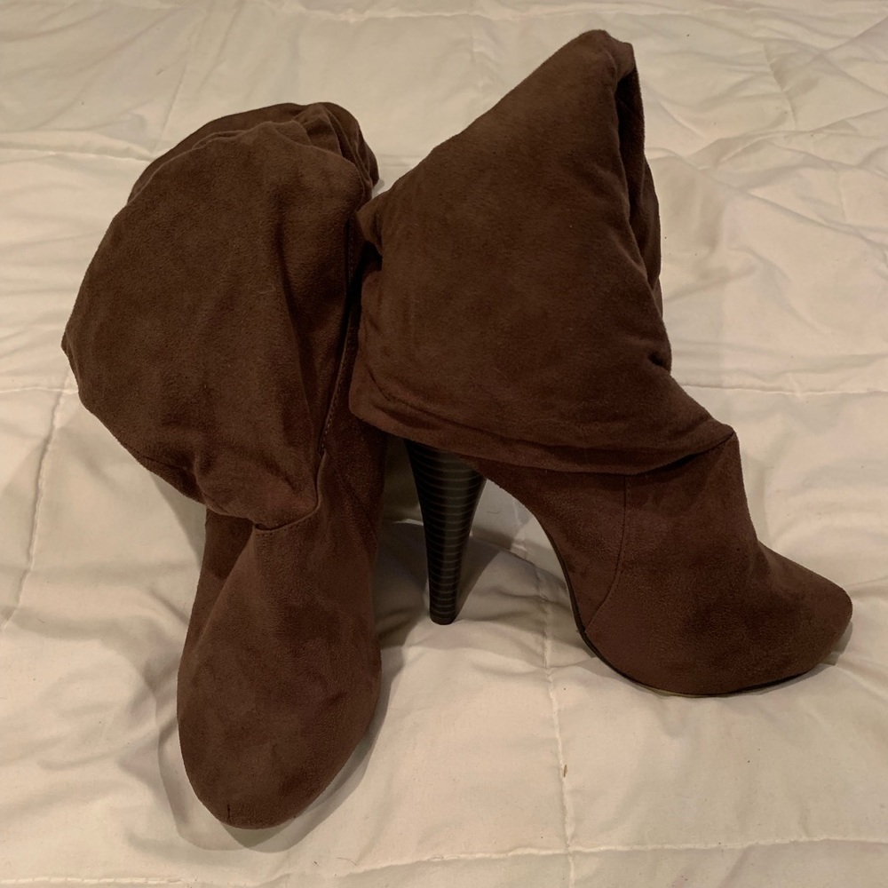Over the knee boots - Picture 2 of 2